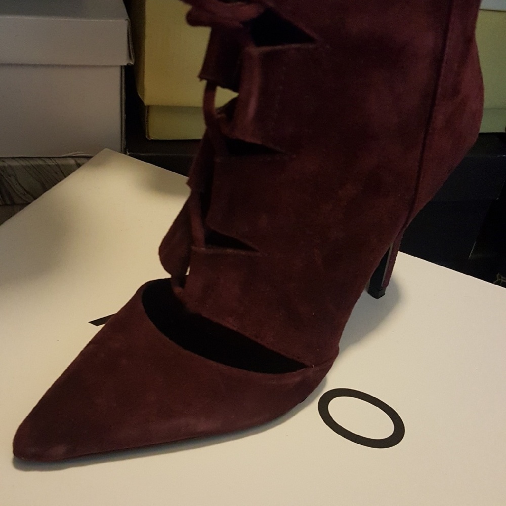 Also never worn - Picture 2 of 3